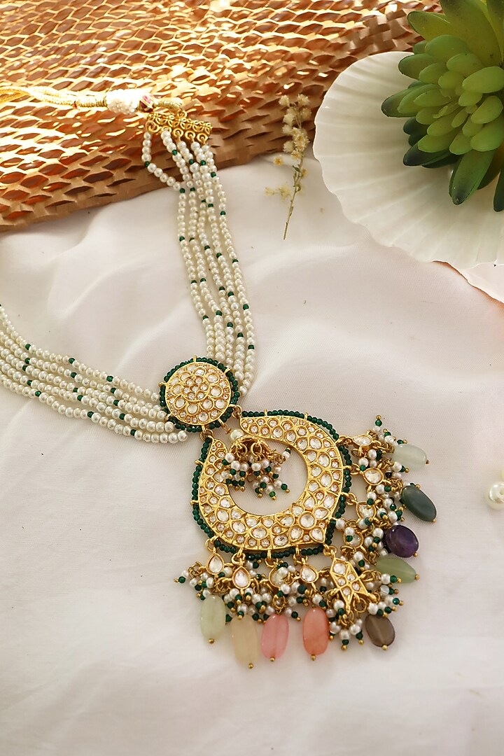 Gold Finish Kundan Polki Choker Necklace Design by Paisley Pop at Pernia's Pop Up Shop 2023