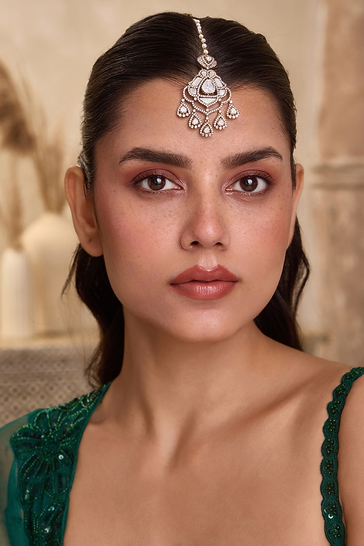 Gold Finish Kundan Polki & Mother-Of Pearl Maangtikka by Paisley Pop at Pernia's Pop Up Shop