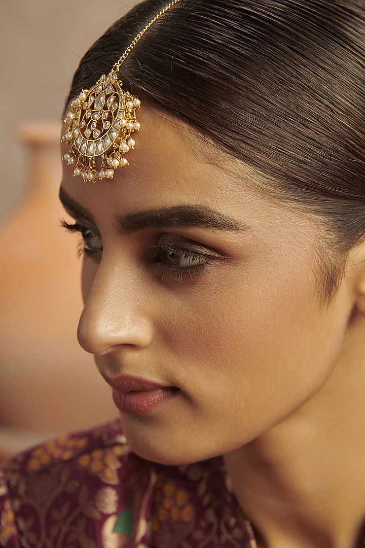 Gold Finish Kundan Polki & Pearl Maang Tikka by Paisley Pop at Pernia's Pop Up Shop