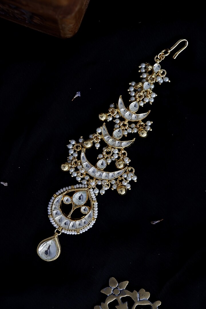 Gold Finish Kundan Polki & Pearl Maang Tikka by Paisley Pop at Pernia's Pop Up Shop