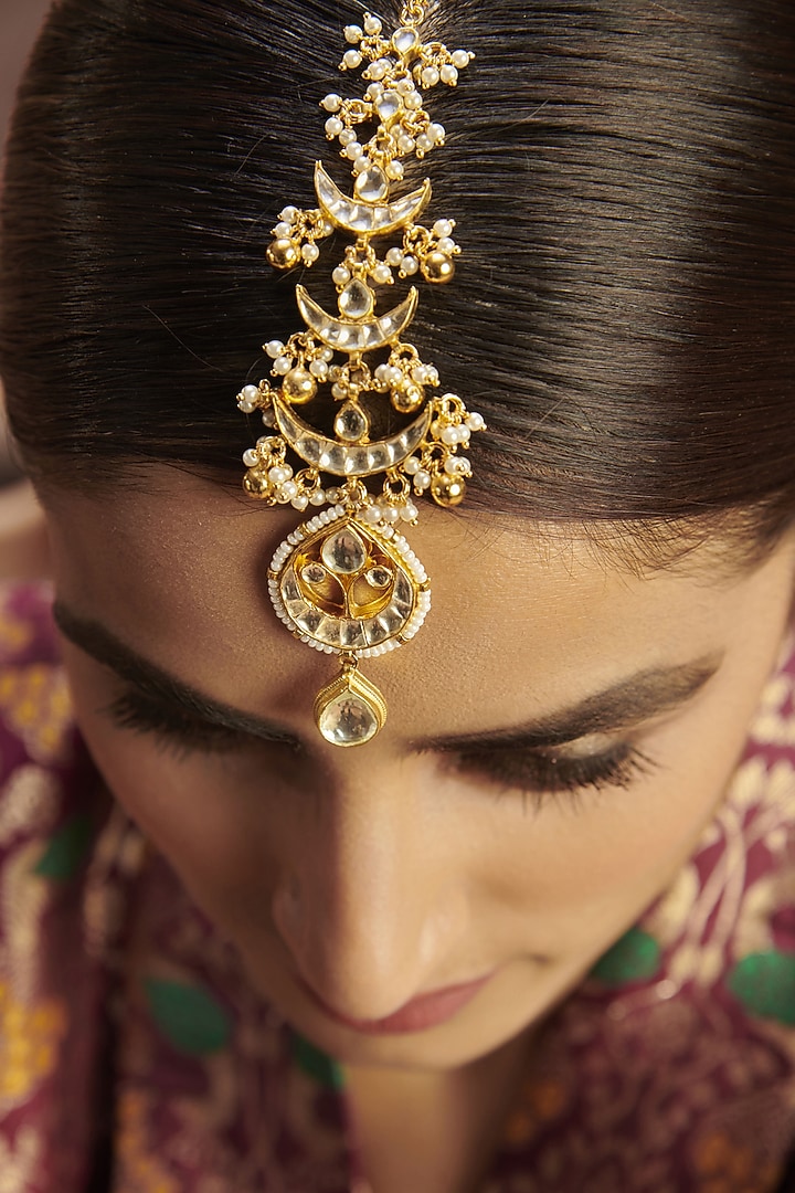 Gold Finish Kundan Polki & Pearl Maang Tikka by Paisley Pop at Pernia's Pop Up Shop