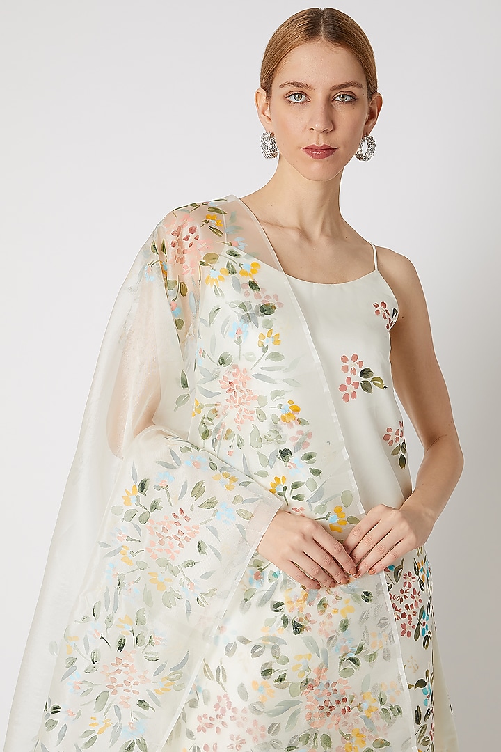 Ivory Hand Painted Dhoti Set by Priti Sahni at Pernia's Pop Up Shop