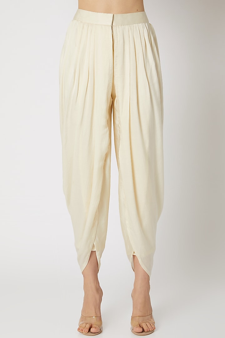 Lemon Yellow Embroidered Kurta With Pants by Priti Sahni at Pernia's Pop Up Shop