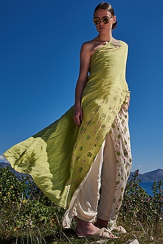 Green Crepe Printed Asymmetrical Cape Set by Pinnacle by Shruti Sancheti