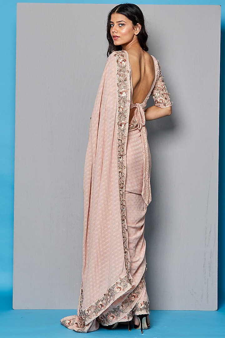 Apple Blossom Embroidered Textured Wedding Saree Set by Pinnacle by Shruti Sancheti at Pernia's Pop Up Shop