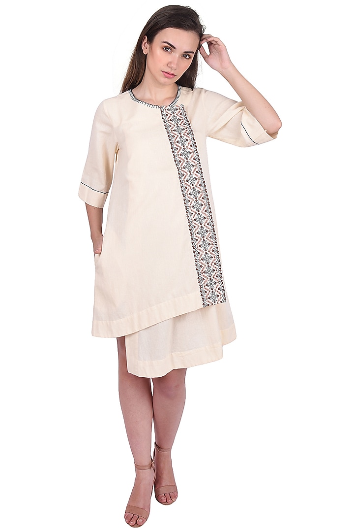 Ecru Tribal Embroidered Tunic by Pinnacle By Shruti Sancheti at Pernia's Pop Up Shop