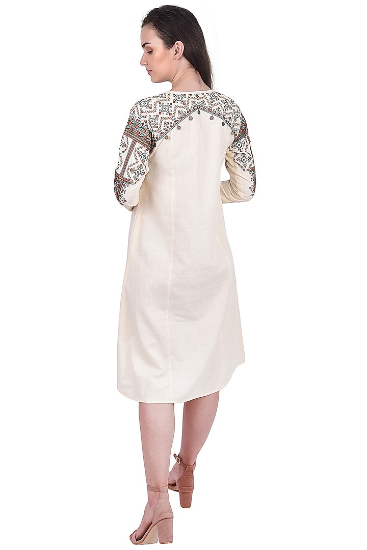 White Tribal Embroidered Tunic by Pinnacle By Shruti Sancheti at Pernia's Pop Up Shop