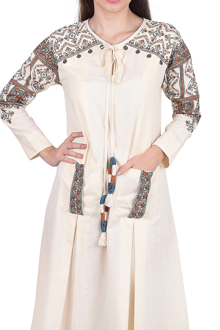 White Tribal Embroidered Tunic by Pinnacle By Shruti Sancheti at Pernia's Pop Up Shop