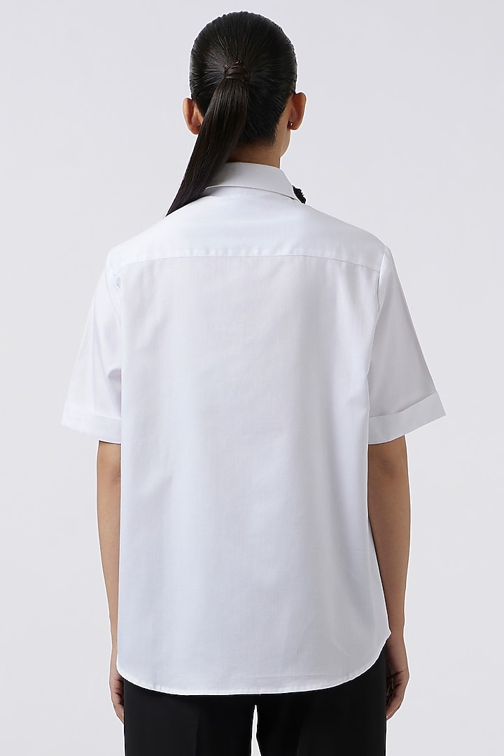 White Herringbone Cotton Hand Embroidered Shirt by Pallavi Swadi at Pernia's Pop Up Shop