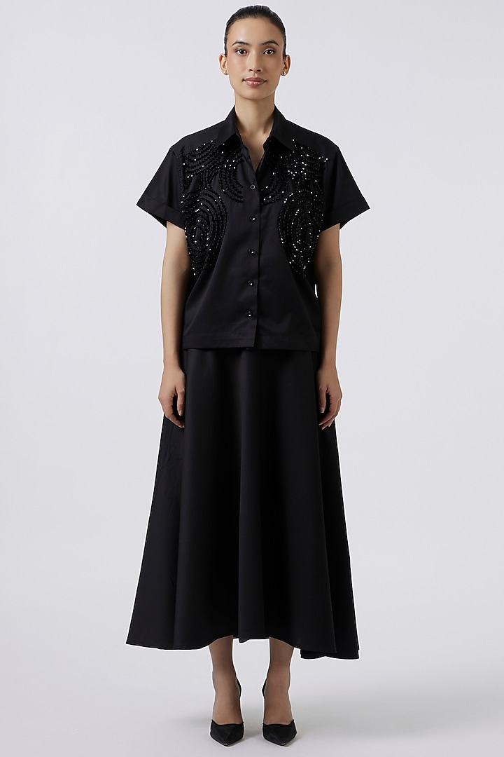 Black Cotton Hand Embroidered Shirt by Pallavi Swadi at Pernia's Pop Up Shop