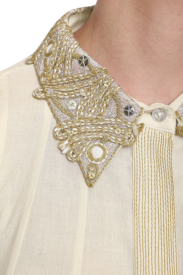 Off white embroidered collared anarkali set available only at Pernia's Pop Up Shop.