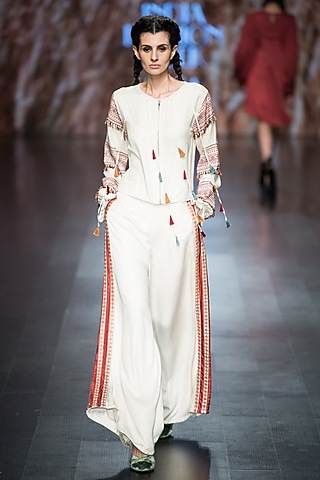 Off White Floral Embroidered Top by Pinnacle by Shruti Sancheti