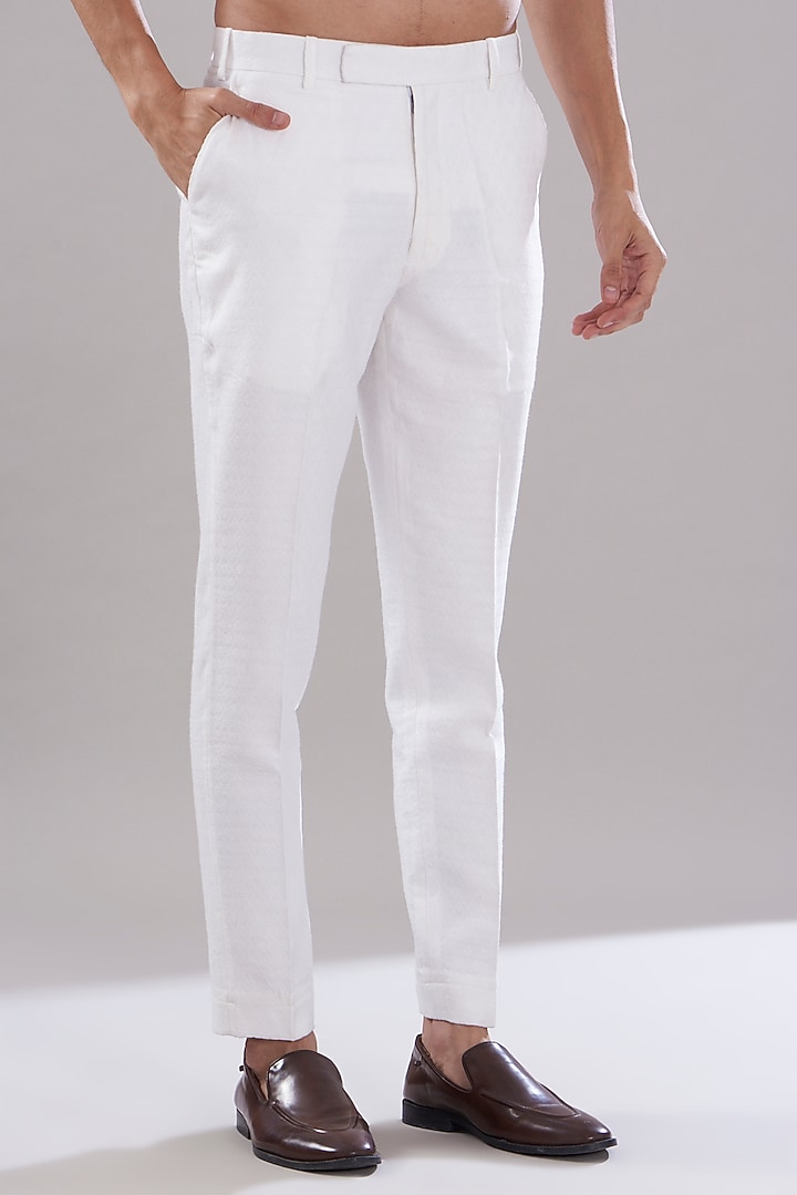 White Cotton Kurta Set by PUNEET KAPOOR LABEL at Pernia's Pop Up Shop