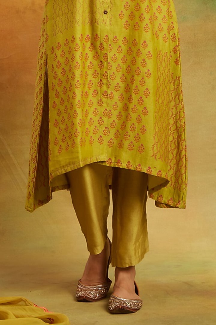 Green Chanderi Silk Handblock Printed Kurta Set by PTRAANI at Pernia's Pop Up Shop