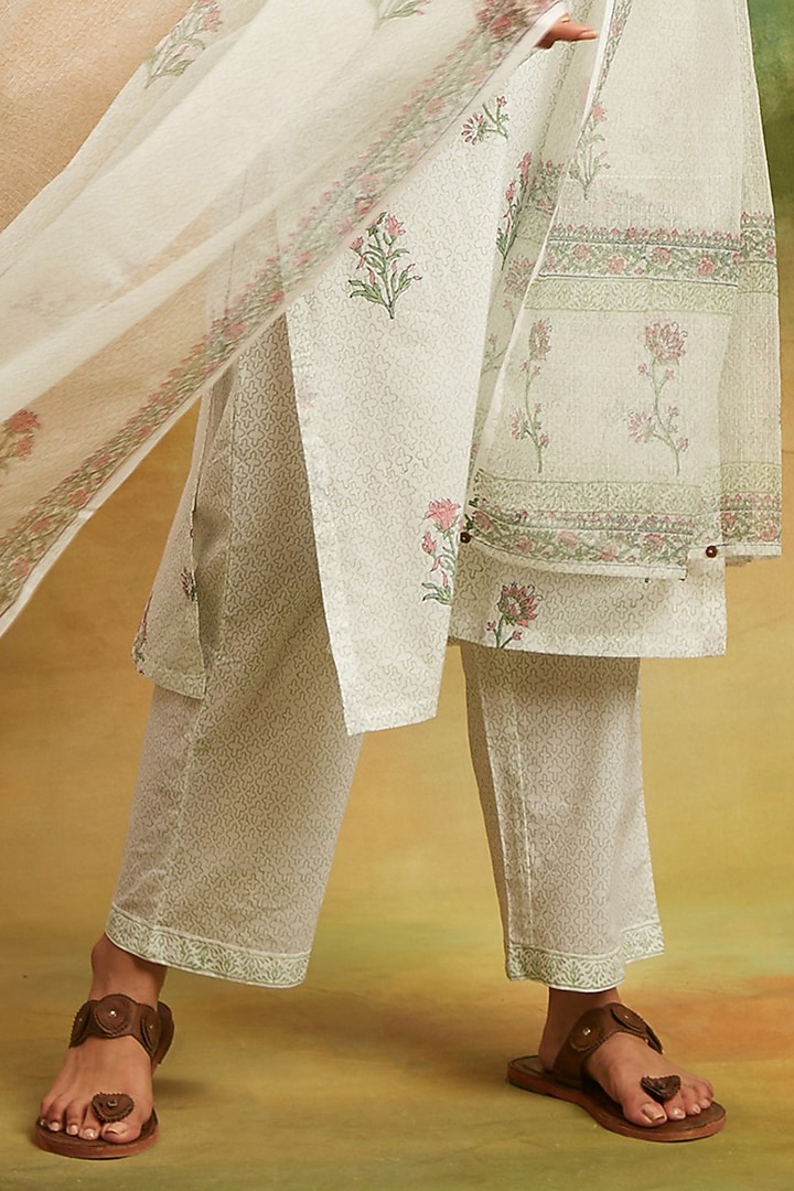 White Cambric Hand Block Printed Kurta Set by PTRAANI at Pernia's Pop Up Shop