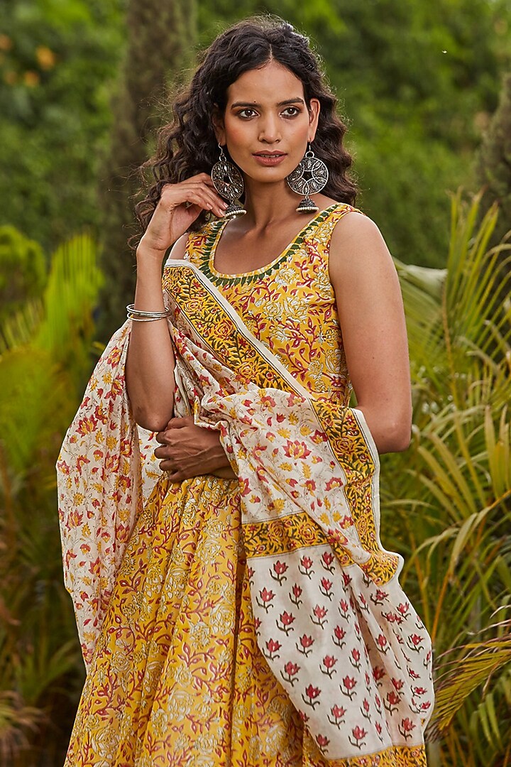 Yellow Chanderi Silk Hand Block Printed Lehenga Set by PTRAANI at Pernia's Pop Up Shop