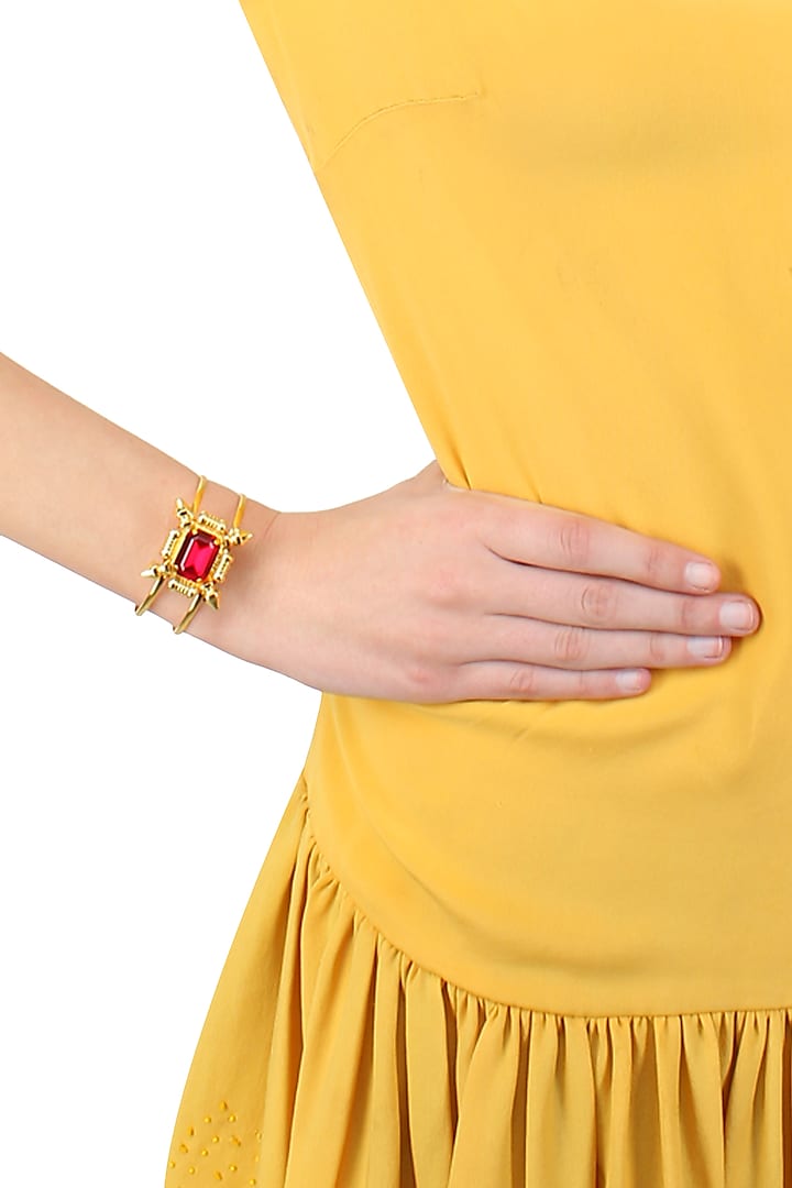 Gold plated red rumi bracelet by Prerto