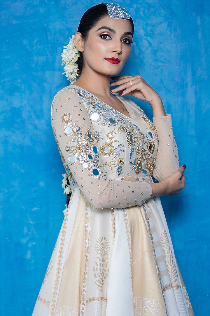 White & Gold Organza Tissue Wedding Anarkali by Purva Couture at Pernia's Pop Up Shop