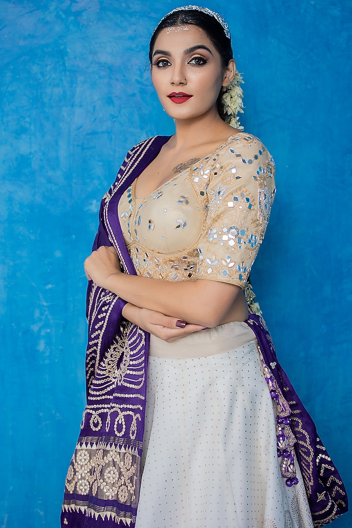 White & Gold Pure Organza Tissue Wedding Lehenga Set by Purva Couture at Pernia's Pop Up Shop