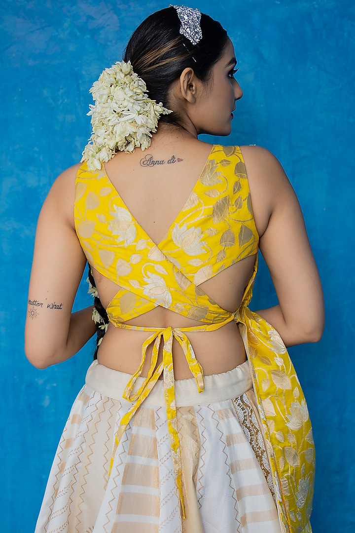 White Pure Organza Tissue Skirt Set by Purva Couture at Pernia's Pop Up Shop