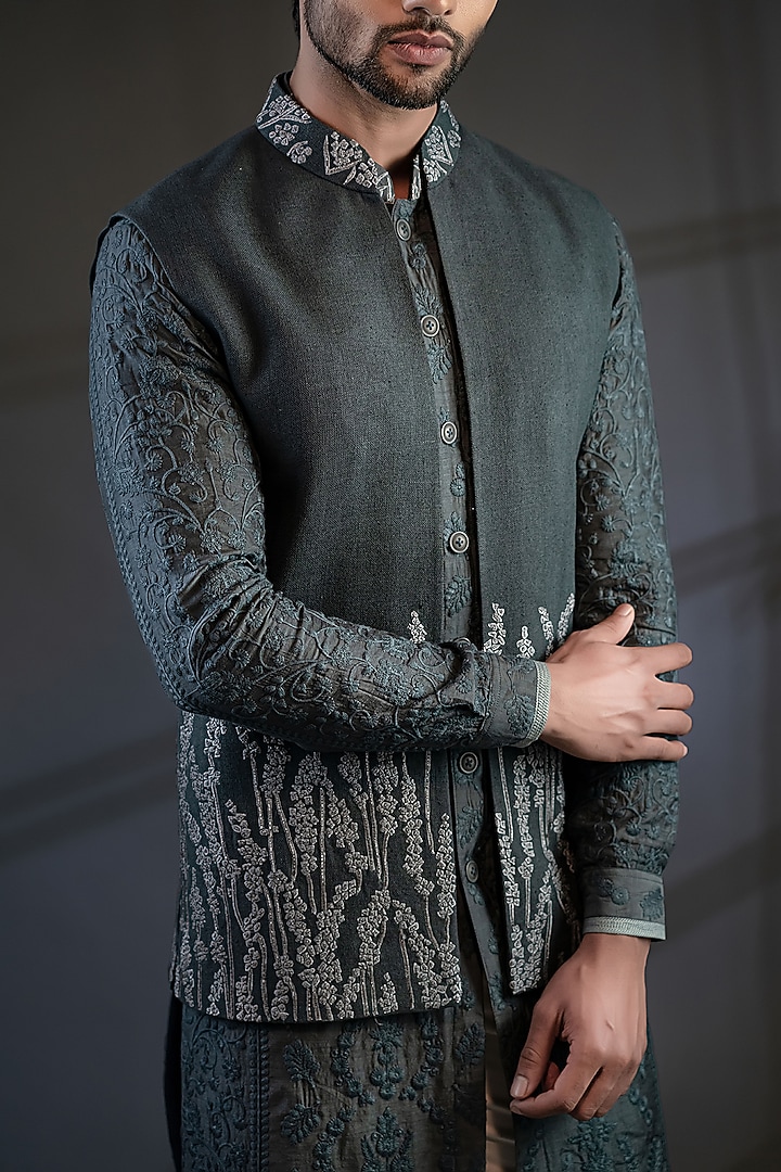 Dark Grey Cotton Silk Embroidered Bundi Jacket Set by Punit Arora at Pernia's Pop Up Shop