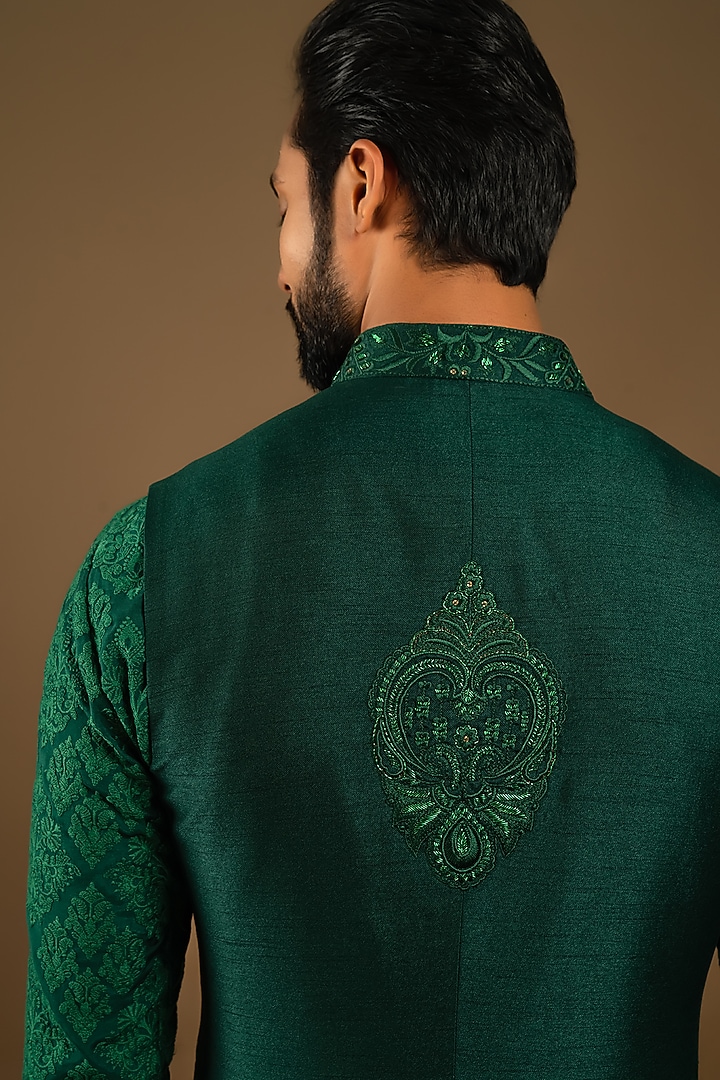 Emerald Green Cotton Silk Floral Jaal Embroidered Indo-Western Set by Punit Arora at Pernia's Pop Up Shop