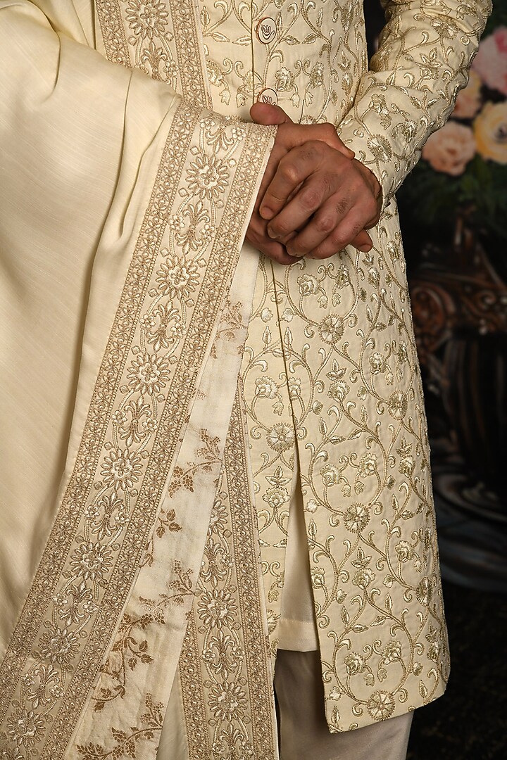Timeless Cream Handloom Silk Embroidered Groom Sherwani Set by Punit Arora at Pernia's Pop Up Shop