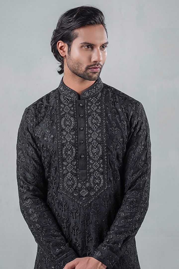 Black Modal Kurta Set by Punit Arora at Pernia's Pop Up Shop