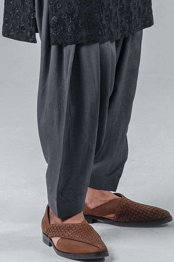 Black Modal Kurta Set by Punit Arora at Pernia's Pop Up Shop