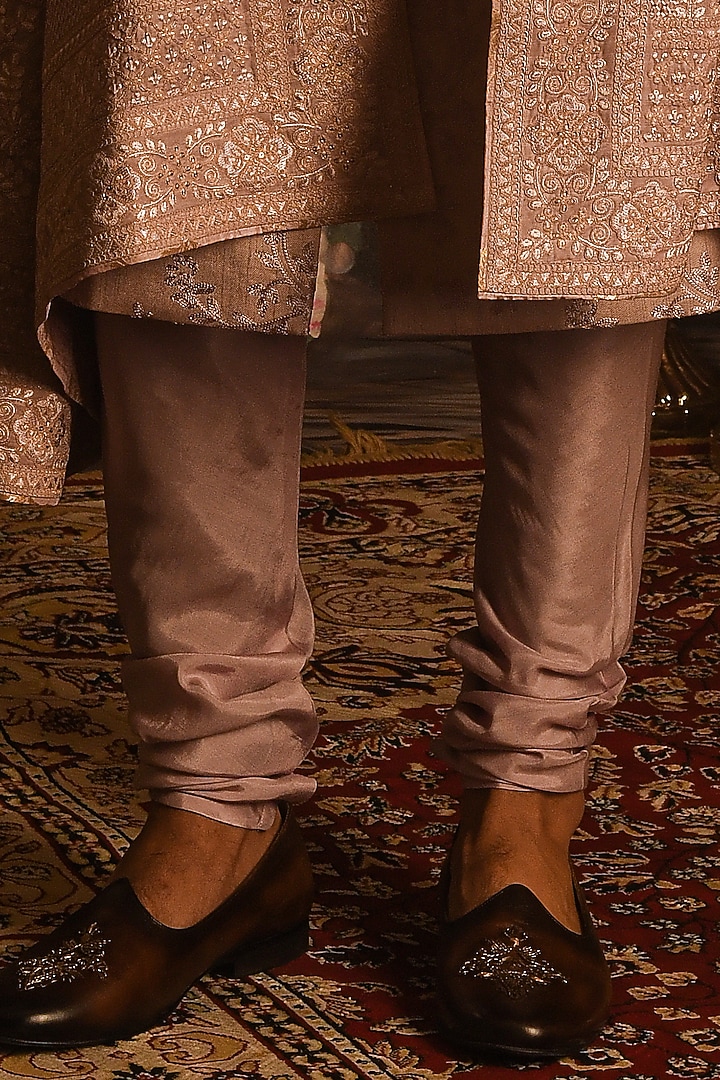 Dull Lilac Silk Aari Embroidered Groom Sherwani Set by Punit Arora at Pernia's Pop Up Shop