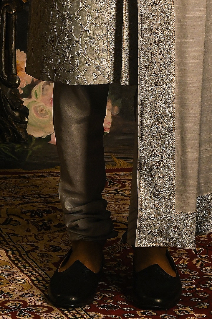 Imperial Steel Grey Silk Zardozi Embroidered Groom Sherwani Set by Punit Arora at Pernia's Pop Up Shop