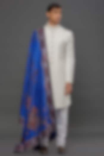 White Poly Wool Hand Embroidered Achkan Jacket Set by PURUSHAM at Pernia's Pop Up Shop