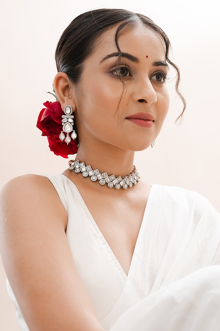 White Rhodium Finish Kundan Polki Handcrafted Necklace Set by PUTSTYLE at Pernia's Pop Up Shop