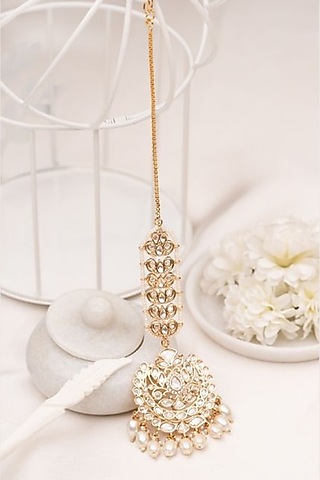 Gold Plated Kundan Polki & Pearl Handcrafted Maangtikka by PUTSTYLE
