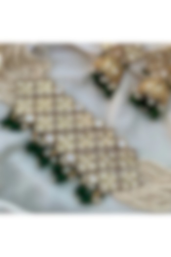 Gold Finish Kudan Polki & Jadau Choker Necklace Set by PUTSTYLE at Pernia's Pop Up Shop