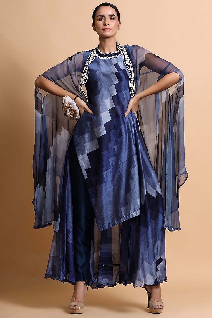 Navy Blue Embroidered Tunic Set by Pallavi Jaipur at Pernia's Pop Up Shop