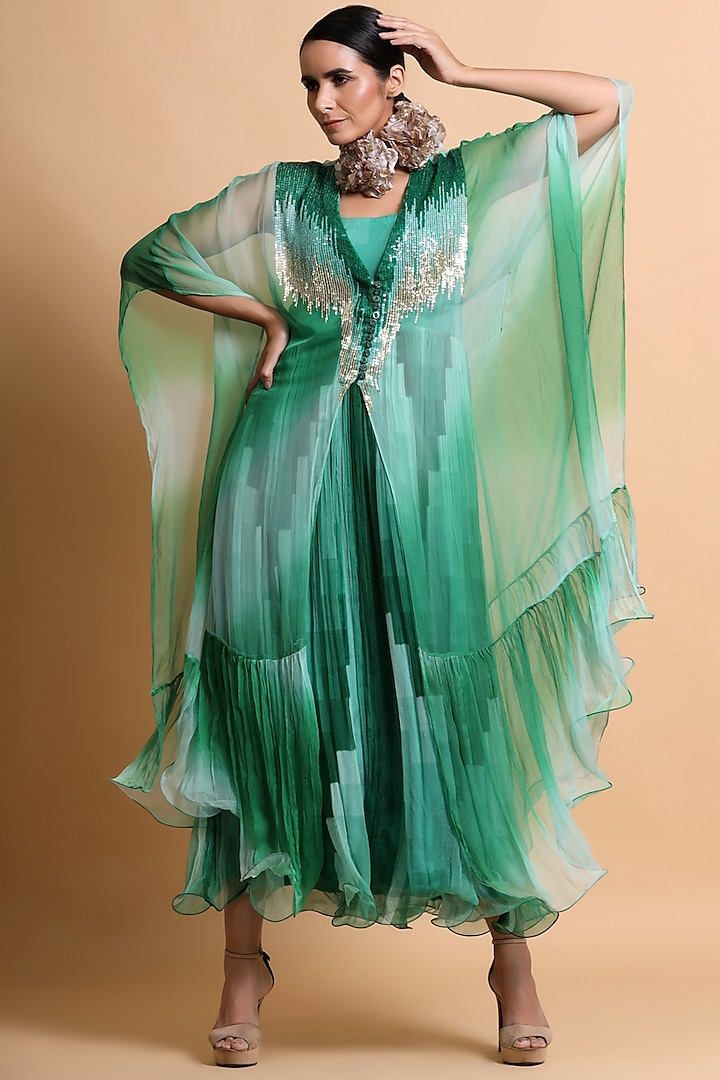 Green Embroidered Cape by Pallavi Jaipur at Pernia's Pop Up Shop