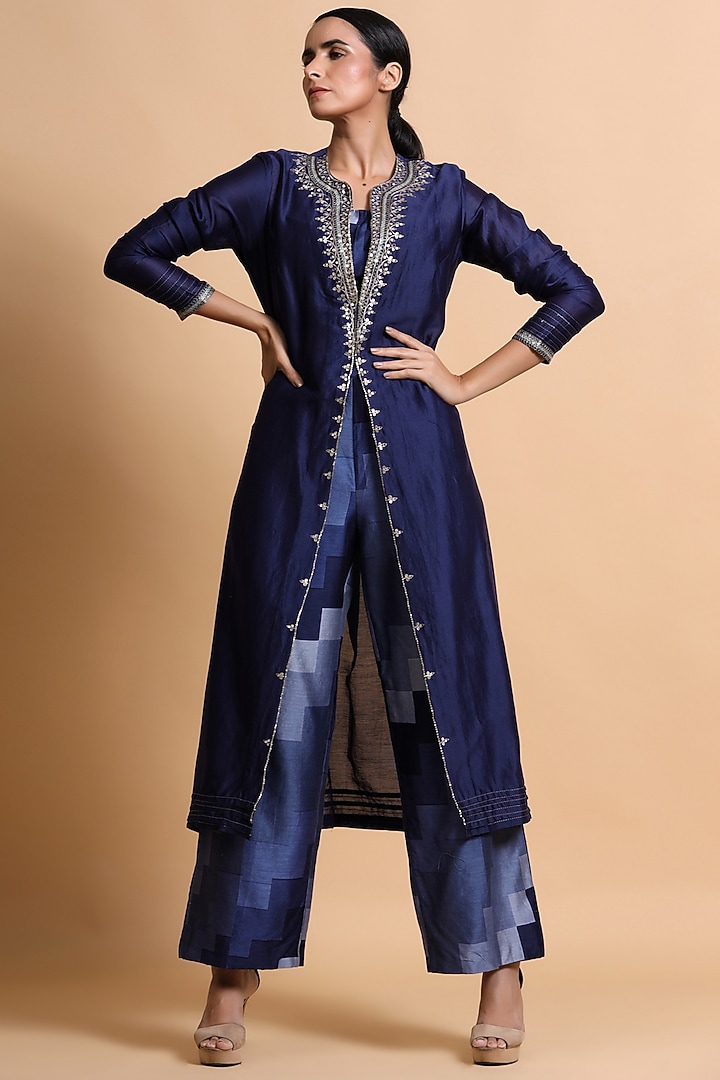Navy Blue Embroidered Pant Set by Pallavi Jaipur at Pernia's Pop Up Shop