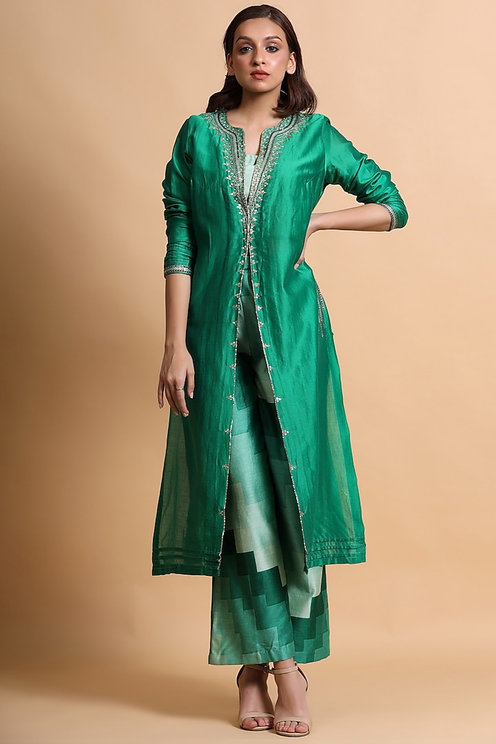 Green Embroidered Pant Set by Pallavi Jaipur