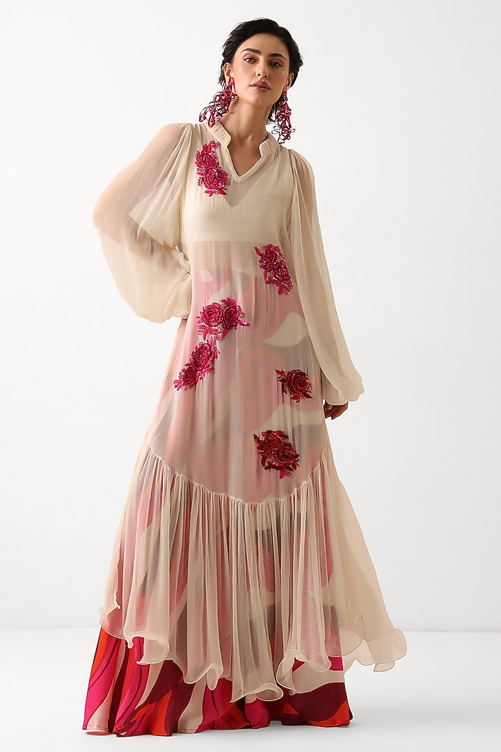 Ivory Chiffon Resham Embroidered Tiered Kurta Set by Pallavi Jaipur at Pernia's Pop Up Shop