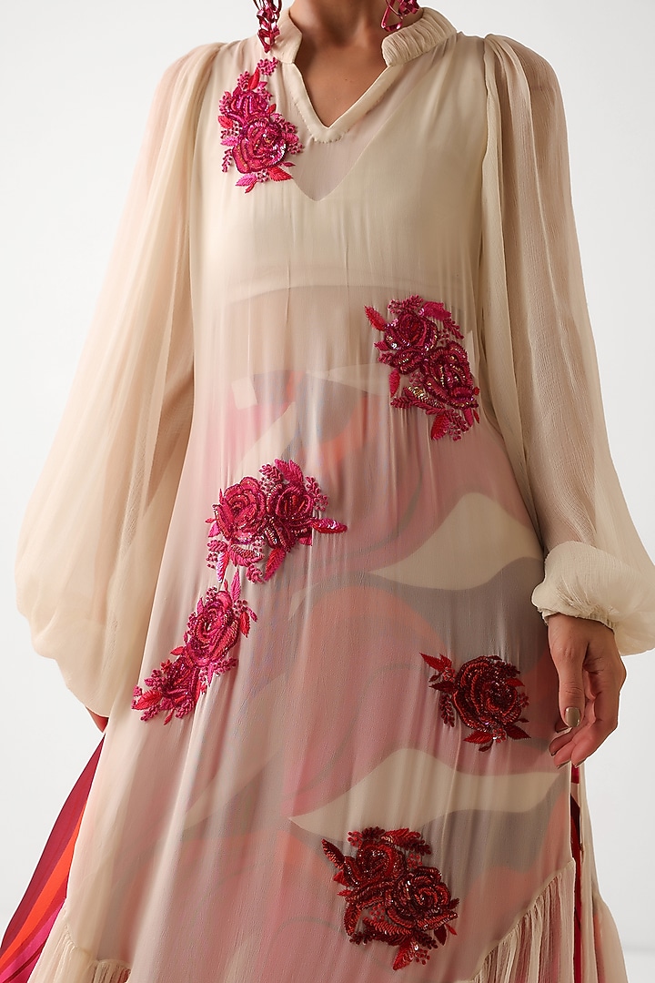 Ivory Chiffon Resham Embroidered Tiered Kurta Set by Pallavi Jaipur at Pernia's Pop Up Shop