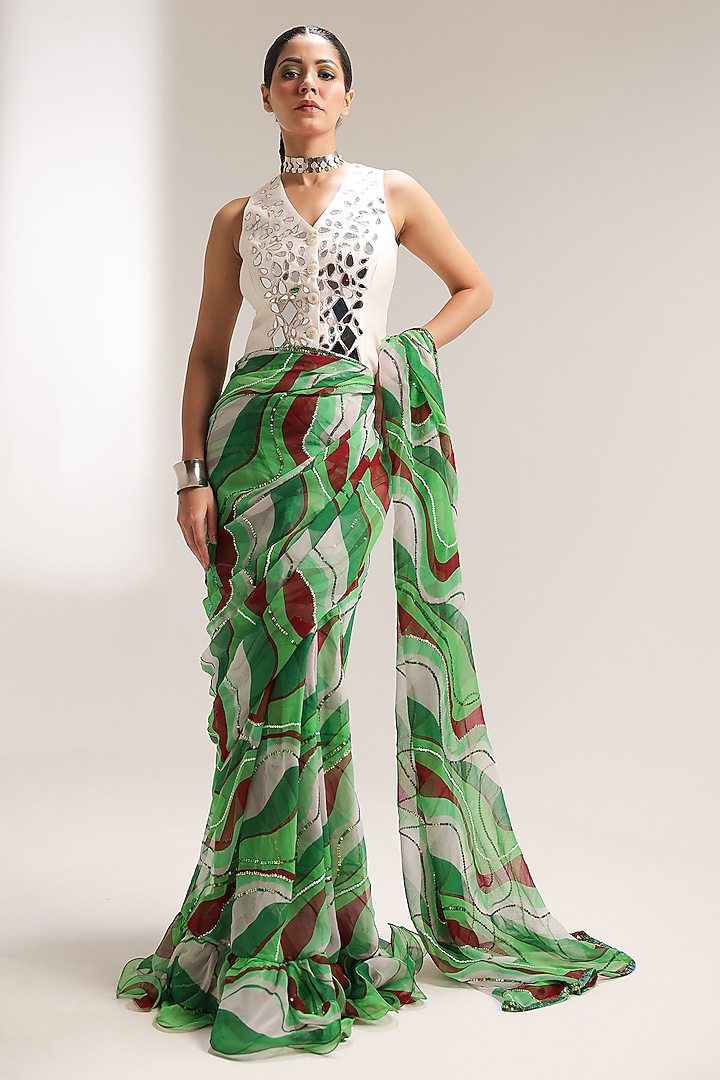 Pacific Green Chiffon Lehar Printed Pre-Pleated Wedding Saree Set by Pallavi Jaipur at Pernia's Pop Up Shop