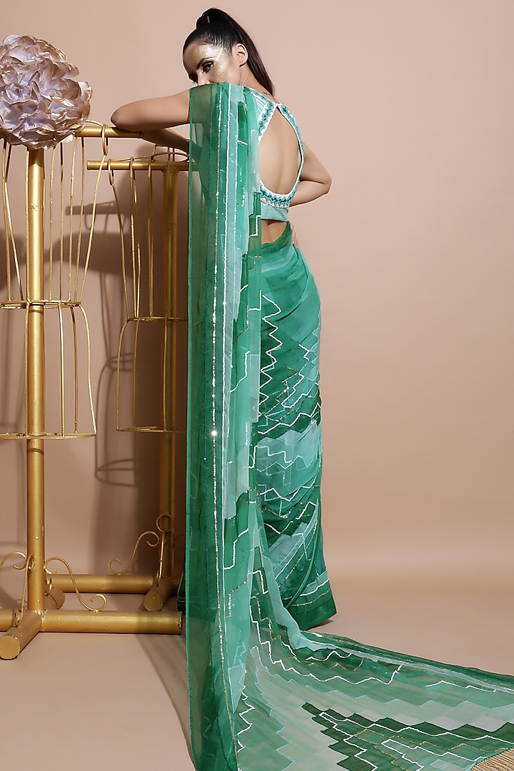 Green Printed & Embroidered Wedding Saree Set by Pallavi Jaipur at Pernia's Pop Up Shop