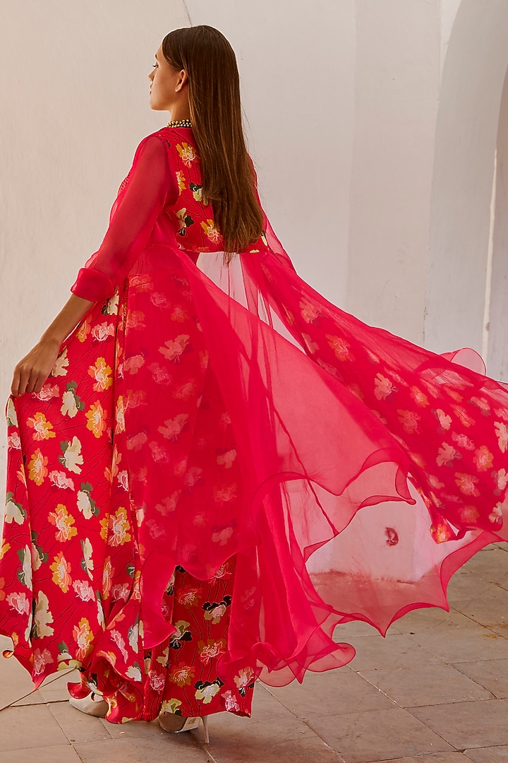 Chilly Red Organza & Silk Blend Printed Jacket Set by Pallavi Jaipur at Pernia's Pop Up Shop