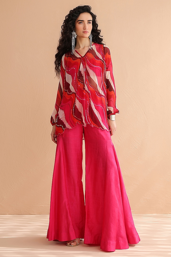 Fuchsia Pink Chiffon Leheriya Printed Tunic Set by Pallavi Jaipur at Pernia's Pop Up Shop