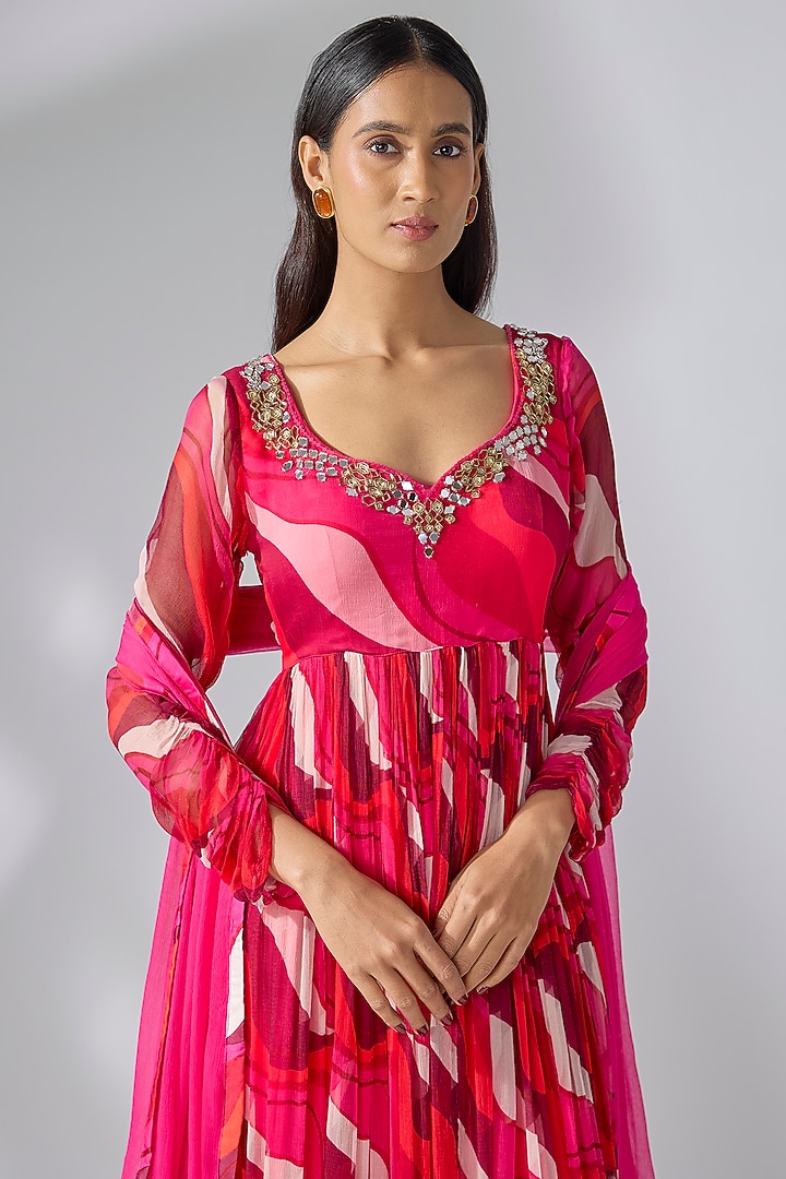 Fuchsia Pink Chiffon Printed & Embroidered Wedding Anarkali Set by Pallavi Jaipur at Pernia's Pop Up Shop
