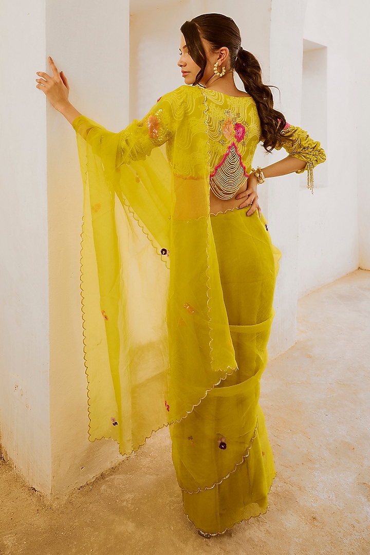 Lemon Green Organza Scalloped Wedding Saree Set by Pallavi Jaipur at Pernia's Pop Up Shop