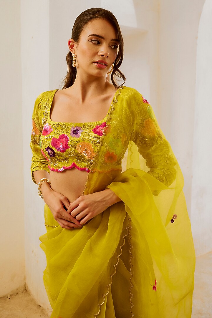 Lemon Green Organza Scalloped Wedding Saree Set by Pallavi Jaipur at Pernia's Pop Up Shop
