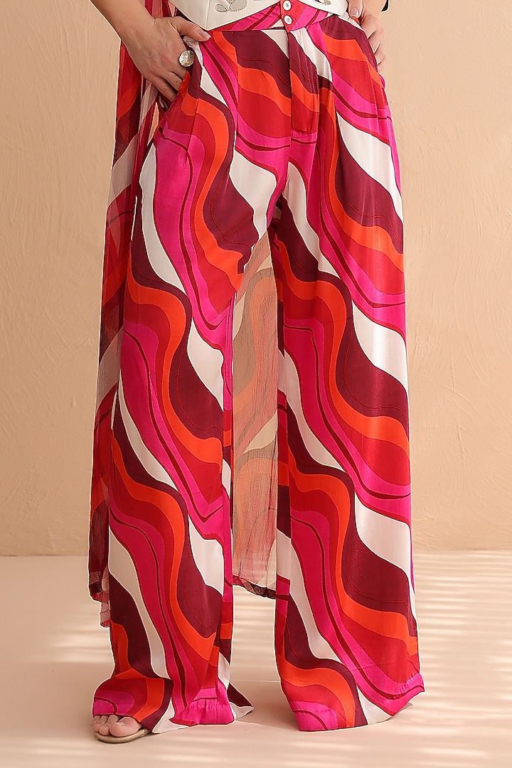 Fuchsia Pink Chiffon Leheriya Printed Cape Set by Pallavi Jaipur at Pernia's Pop Up Shop