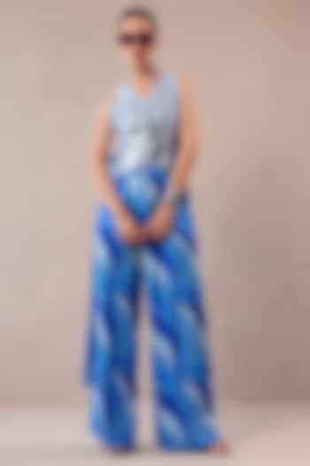 Atlantic Blue Silk Blend Leheriya Printed Pleated Pant Set by Pallavi Jaipur at Pernia's Pop Up Shop